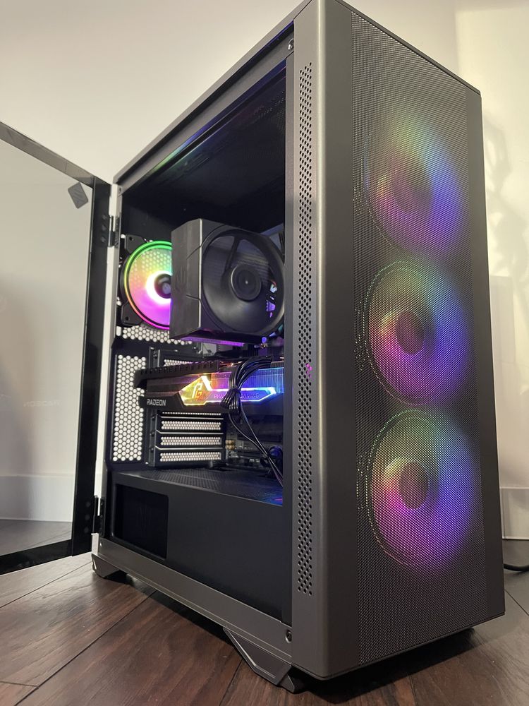 Komputer do gier Intel I5 12600kf rx 7900 XT 32 gb