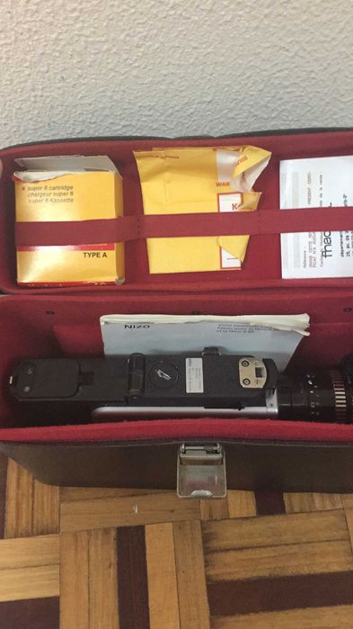 Máquina de filmar NIZO S56