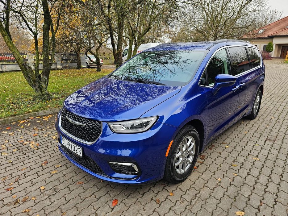 Chrysler Pacifica Chrysler Pacifica Touring F-vat 23% 50 aut w ofercie