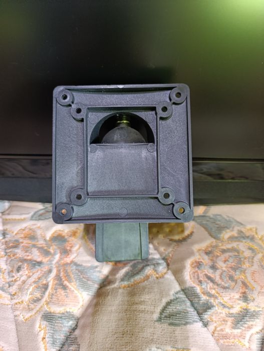 Телевізор TECHNIKA з DVD