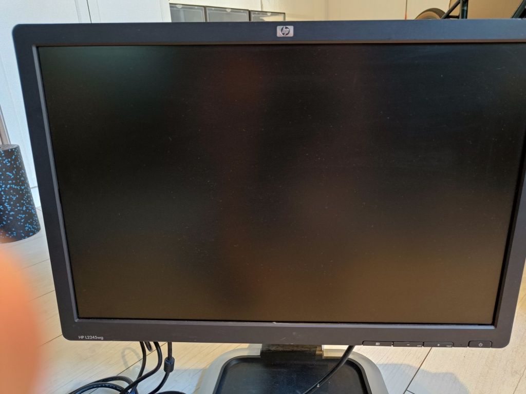 Monitor LCD HP L2245WG 22" 1680x1050 Klasa A