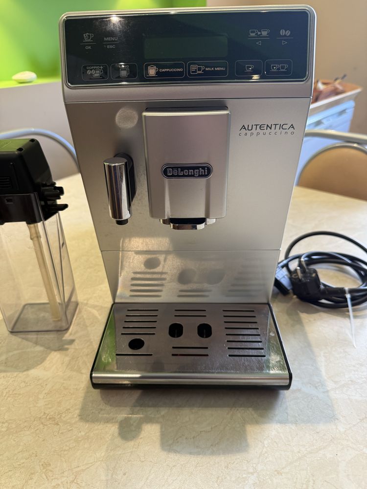 DeLonghi Autentica - ekspres do kawy