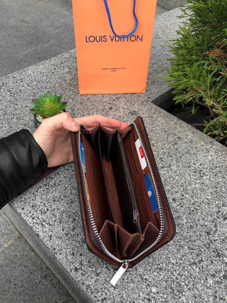 клатч Louis Vuitton Brown