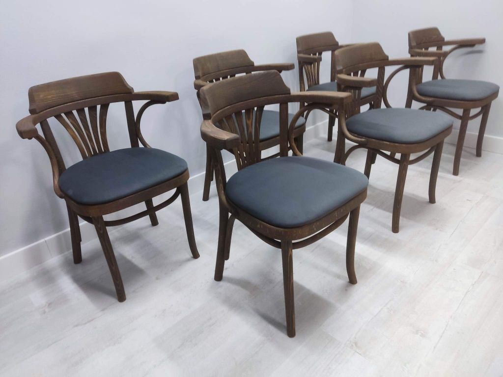 Krzesła Thonet Wachlarz z podłokietnikiem Fameg. 50 szt