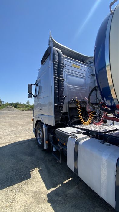 Volvo Fh13 е5.ADR2 Продам.