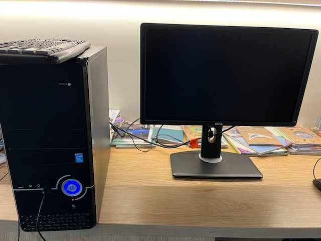 Komputer PC - AMD Radeon HD 7700 + monitor