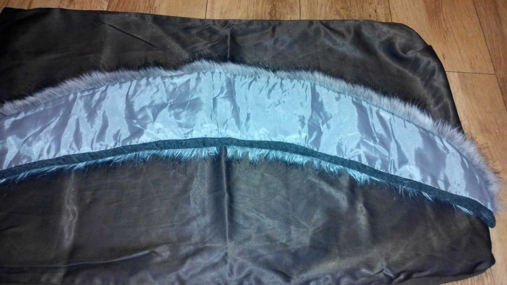 Комір та манжети хутро штучне, різні. Обмін чи продаж