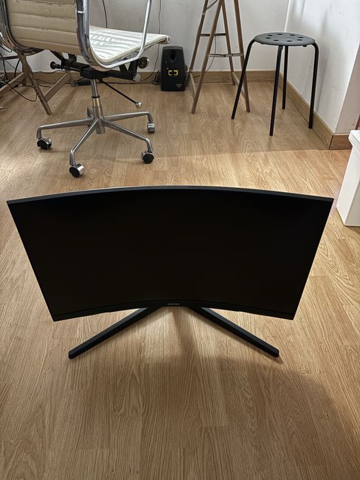 Montitor ecra partido