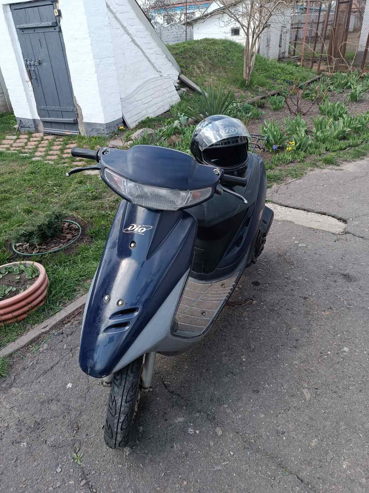 Продам скутер Honda Dio 27