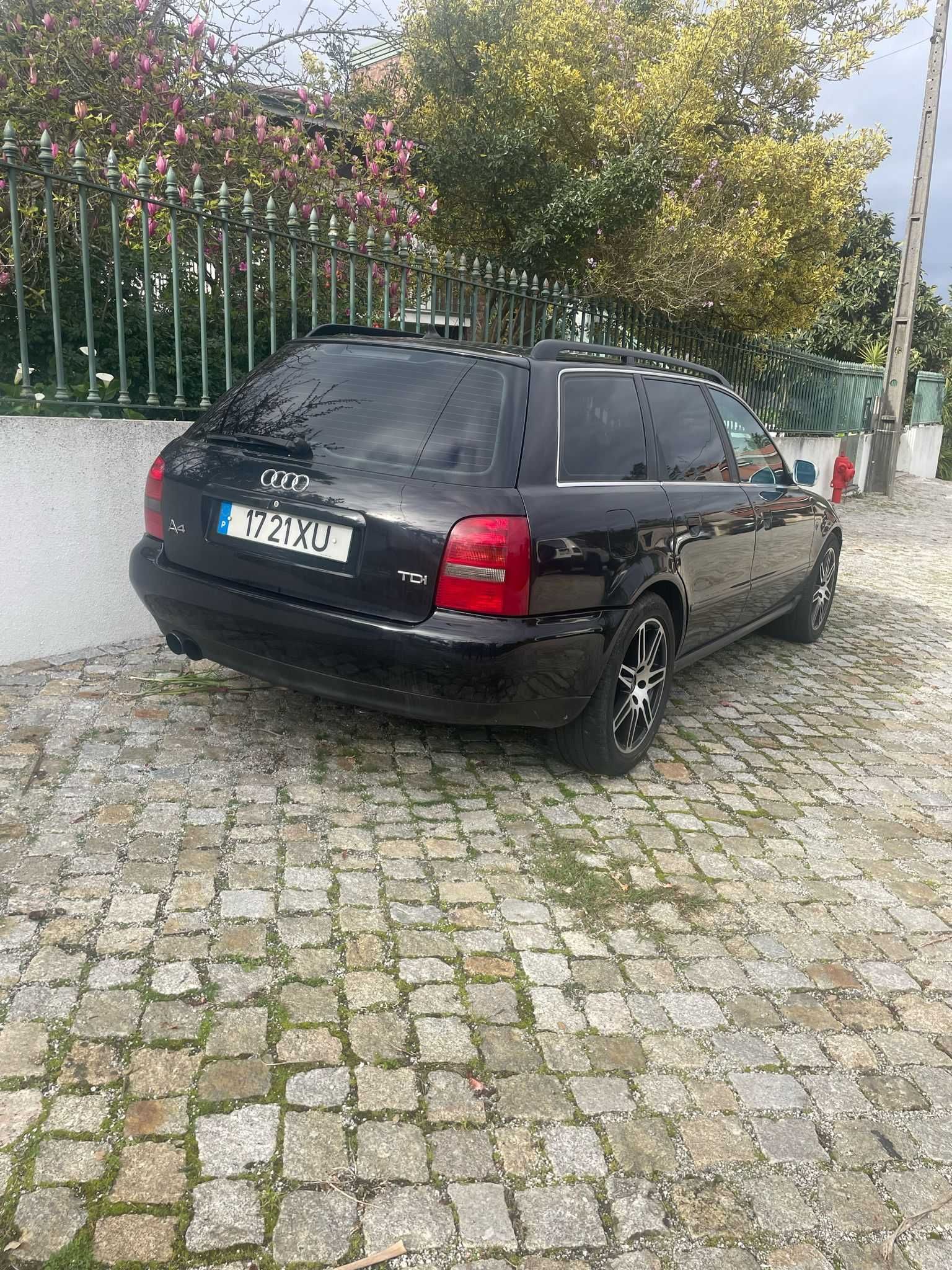 Audi A4 2.5 1998 totalmente revisitada.