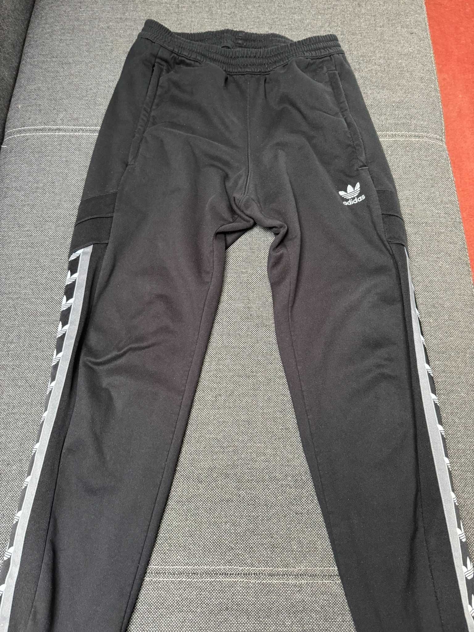 Dresy adidas spodnie joggery rozmiar M