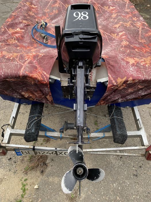 Tohatsu 9.8 лодочный мотор