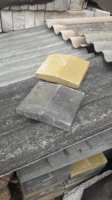 Daszki betonowe na słupki