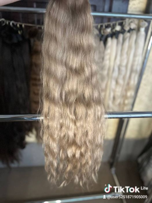 Волосся для нарощування