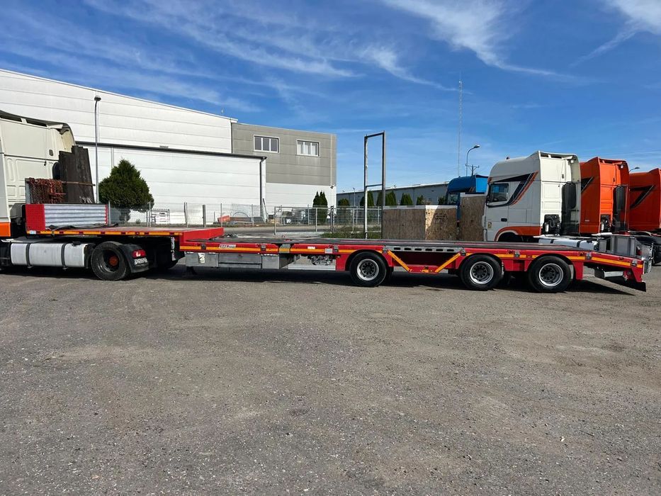 MAX Trailer Max 100  3 osiowa, rozciągana, skos, zagłębienia. Najazdy