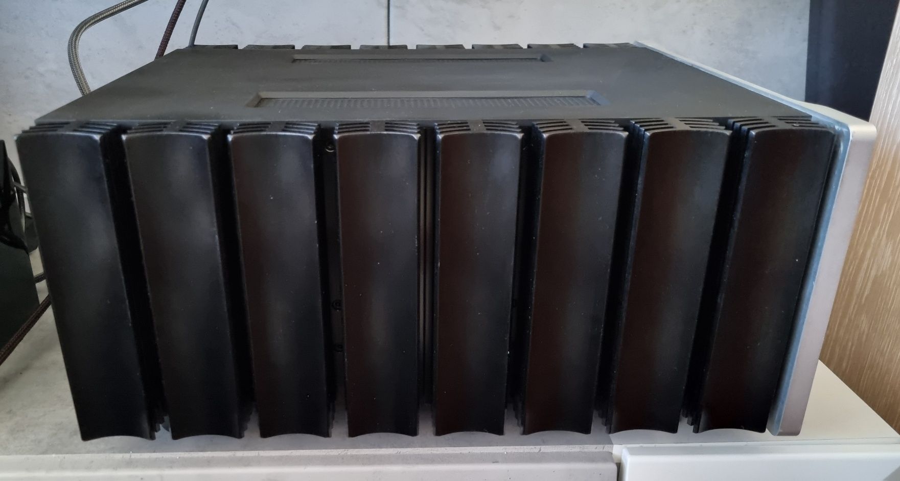 Wzmacniacz Teac AI 3000 srebrny