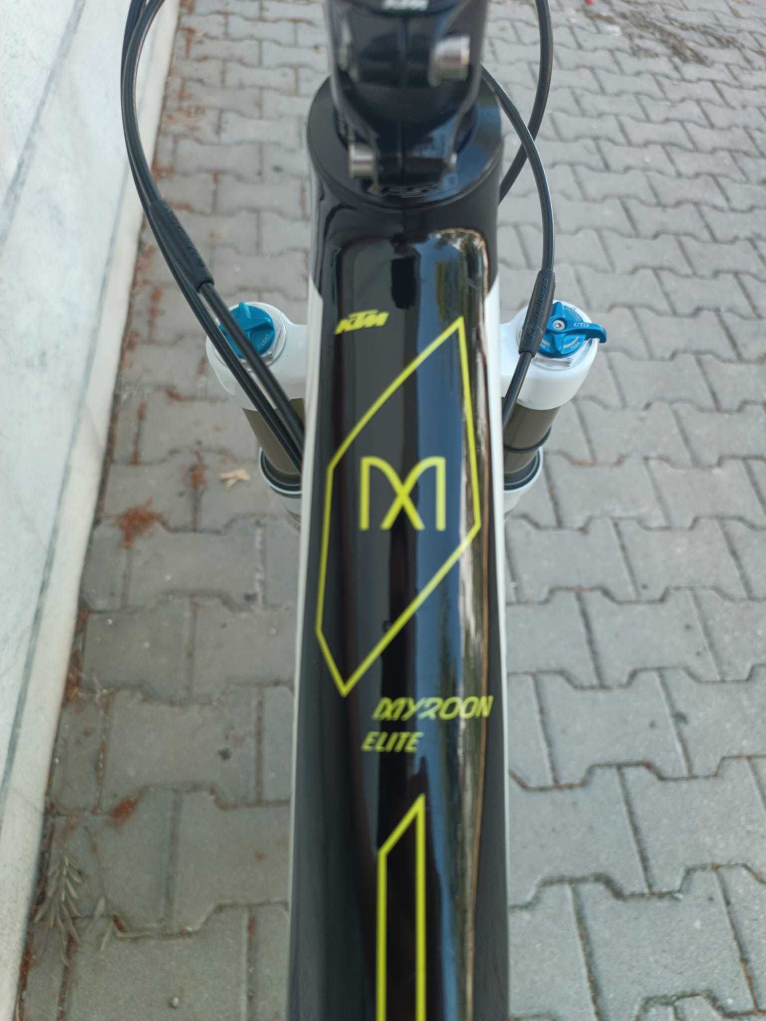 Bicicleta KTM Myroon Elite