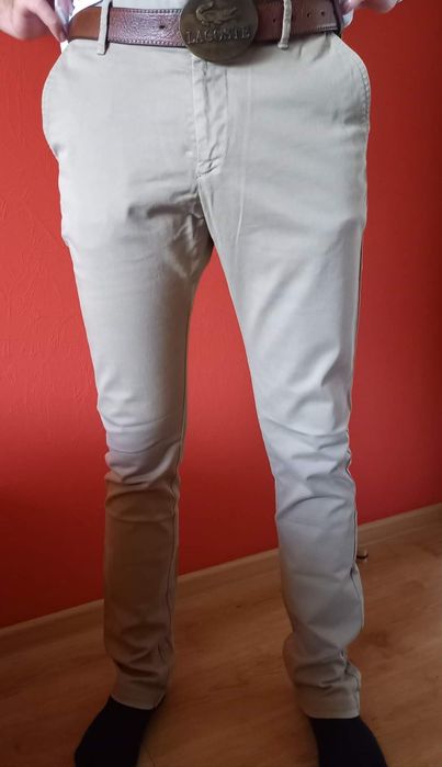 Jasne spodnie męskie ZARA