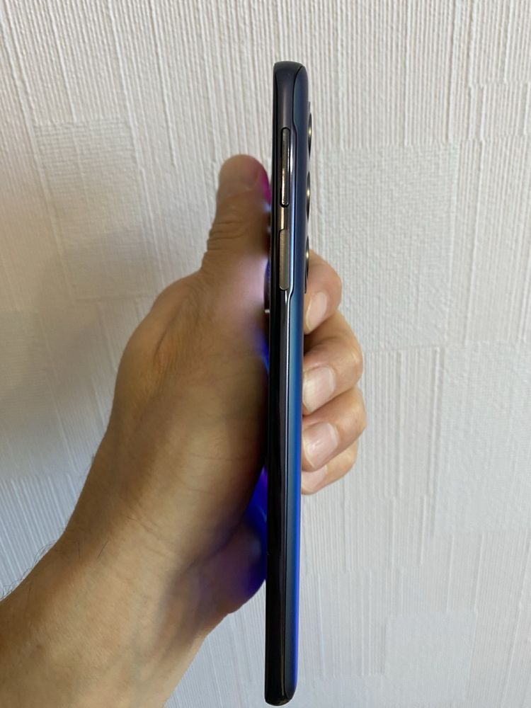 Motorola Edge + 2022