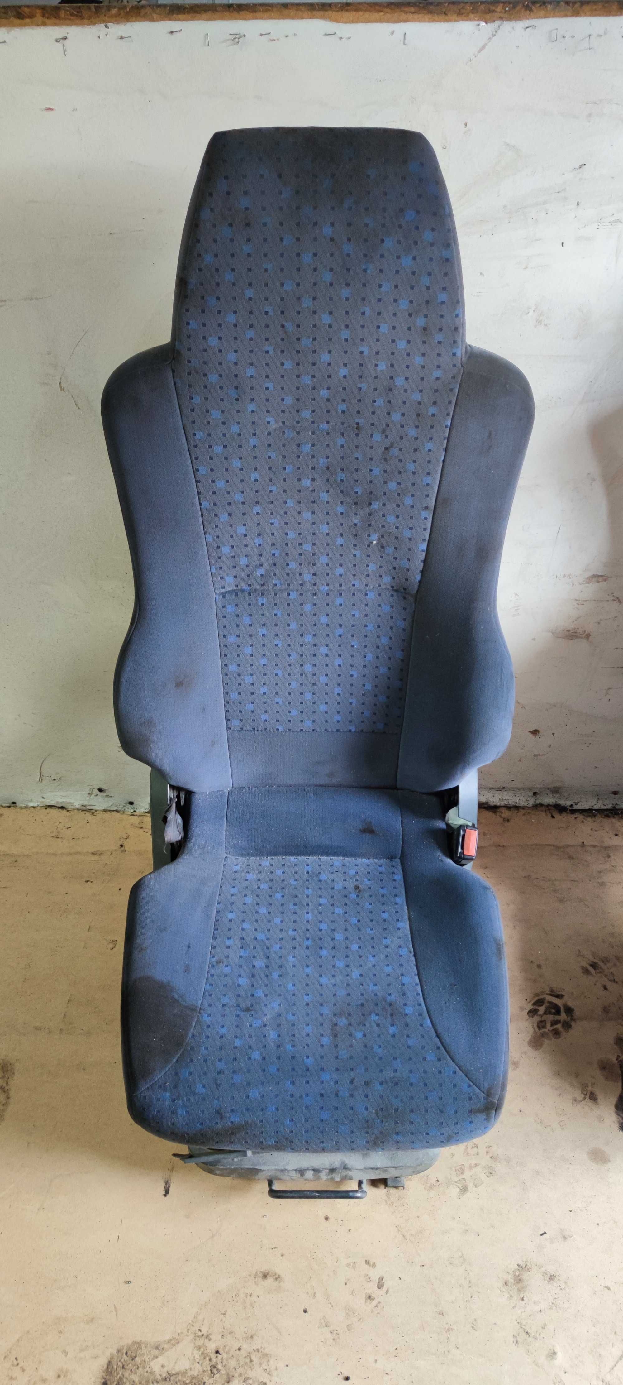 MAN TGA 18.390 Fotel Prawy Pasażera