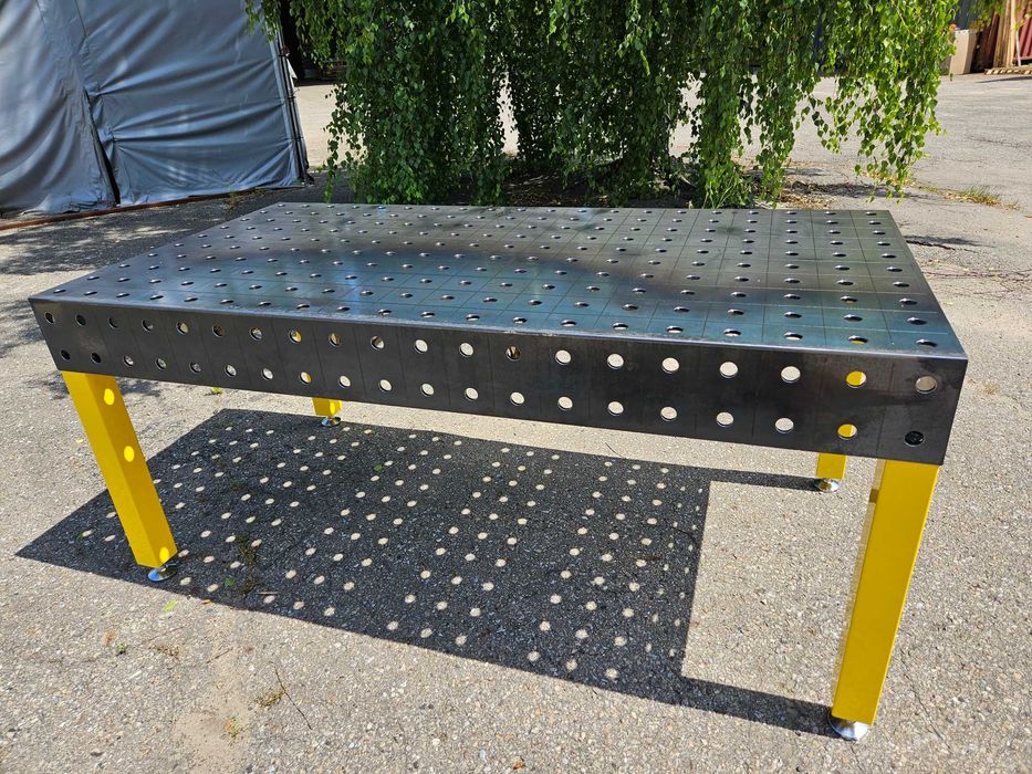 Stół spawalniczy systemowy, warsztatowy 200x100X20 Grubość 8mm