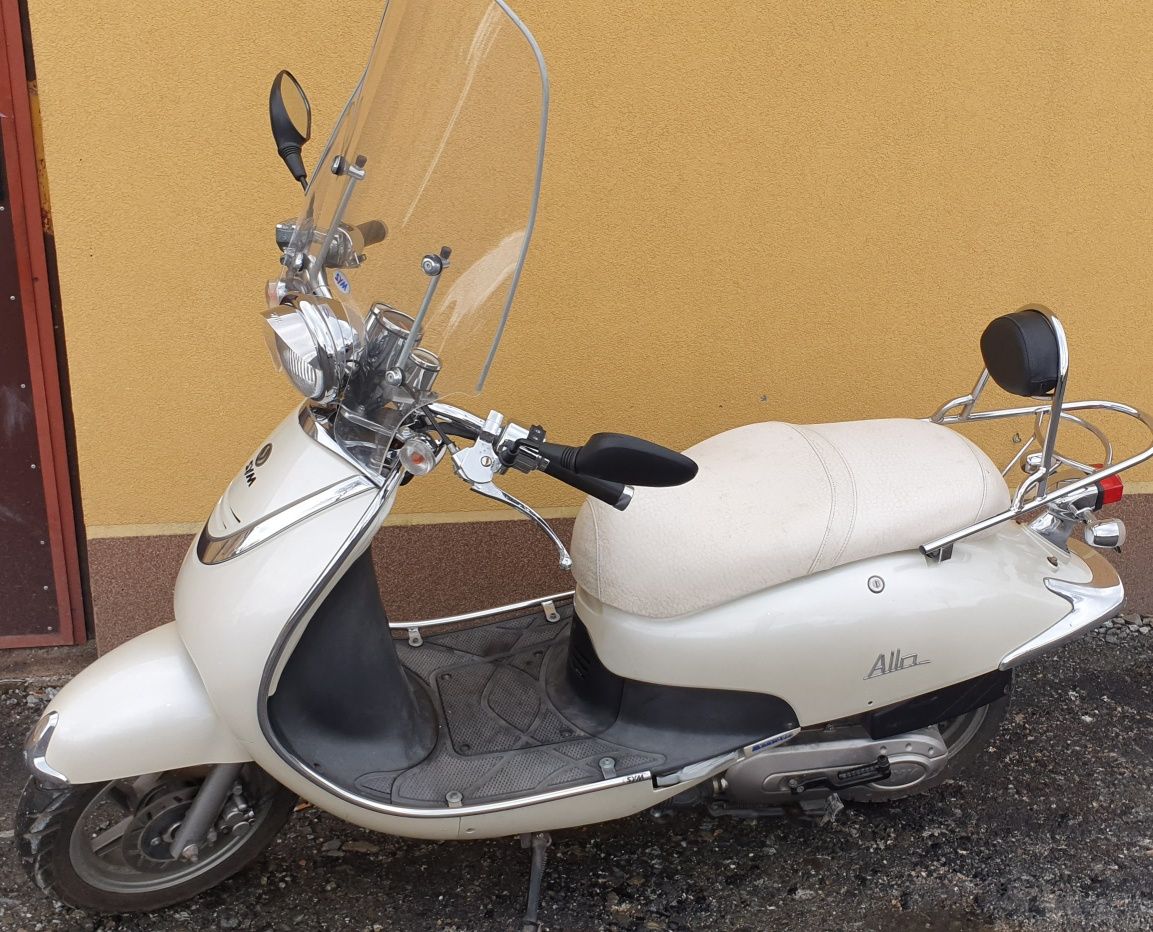 Skuter retro Sym 50cc czterosuwowy