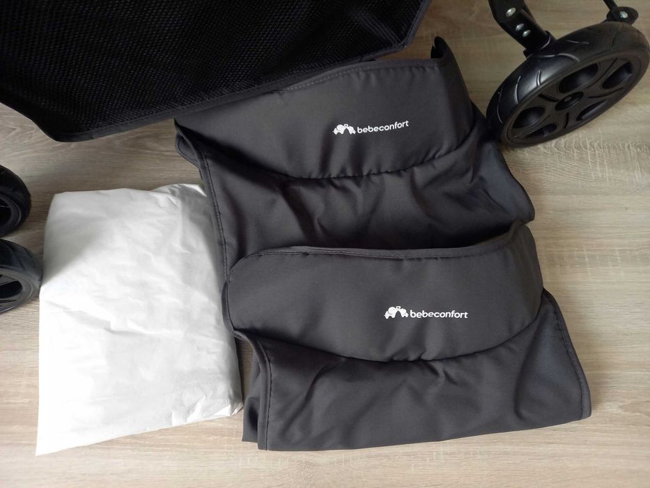 Wózek podwójny spacerowy Bebe Confort Teamy szary Graphite rok po roku