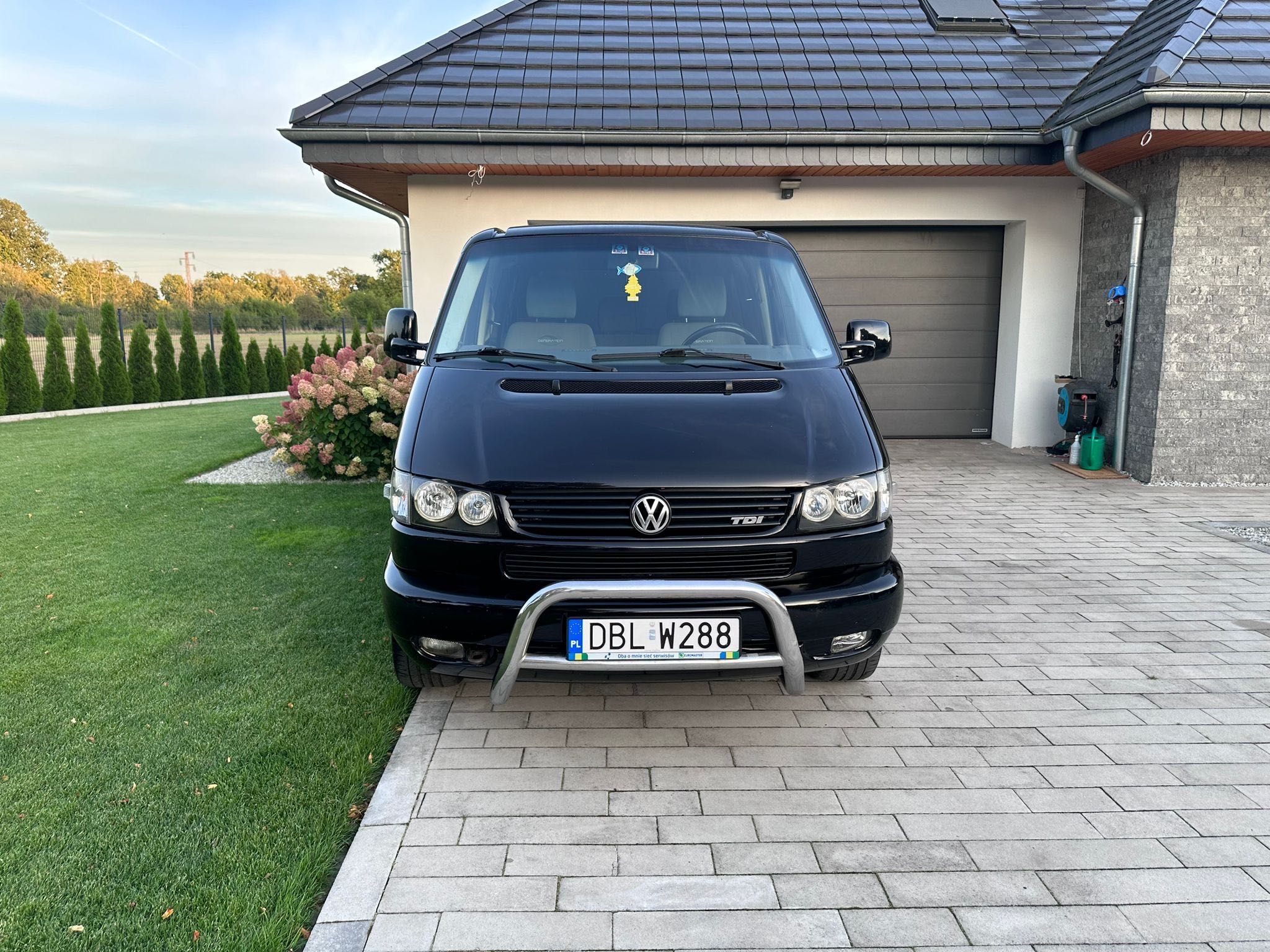 VW TRANSPORTER T4 8 - osobowy