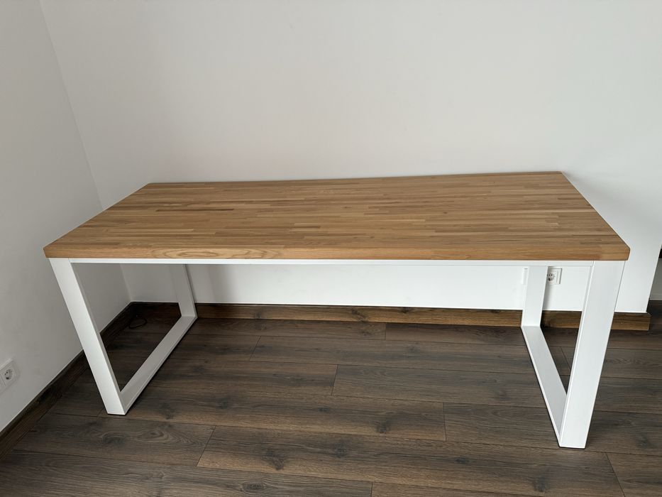 Deerhorn - biurko loftowe 180x70 z drewnianym blatem.