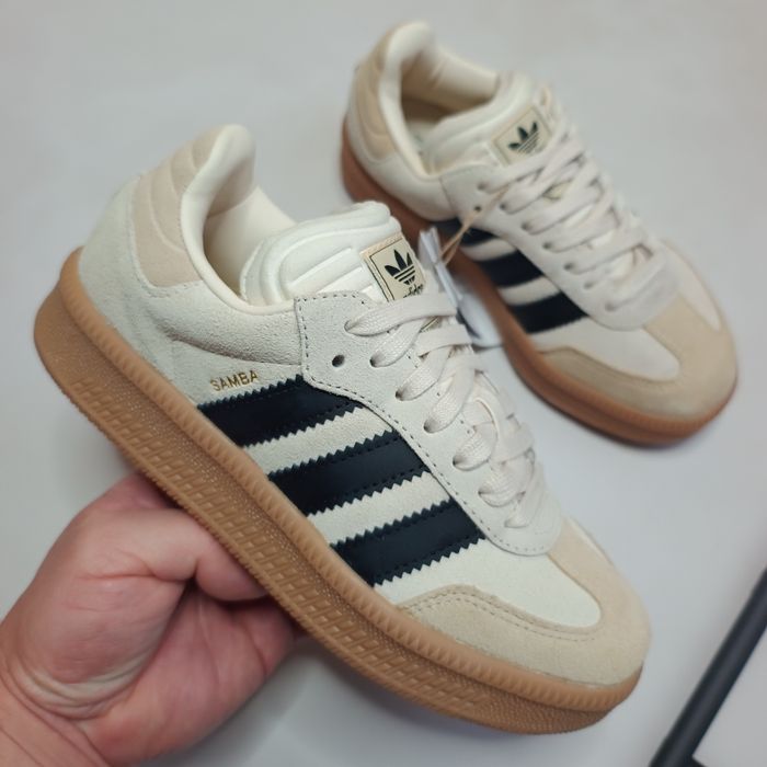 нові оригінальні Adidas Samba XLG p36.5 довжина устілки по факту 23.5с