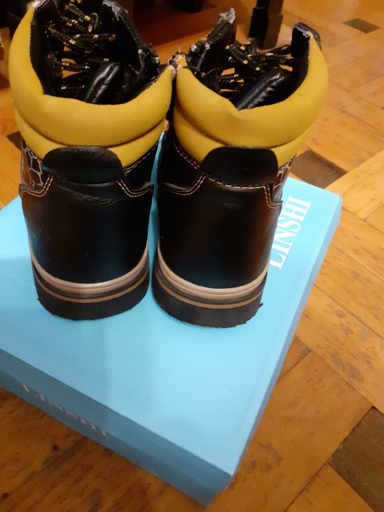 Buty zimowe chłopięce