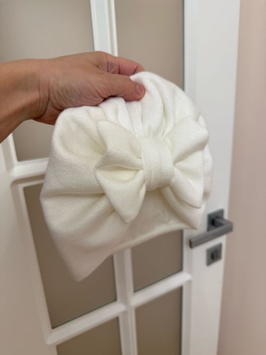 Акція на шапочки зимові осінні весняні встигніть придбати