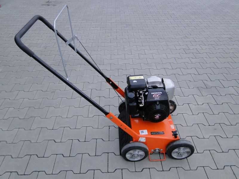 Wertykulator Aerator do trawy ELIET HONDA GC 135 Mocny Profesjonalny