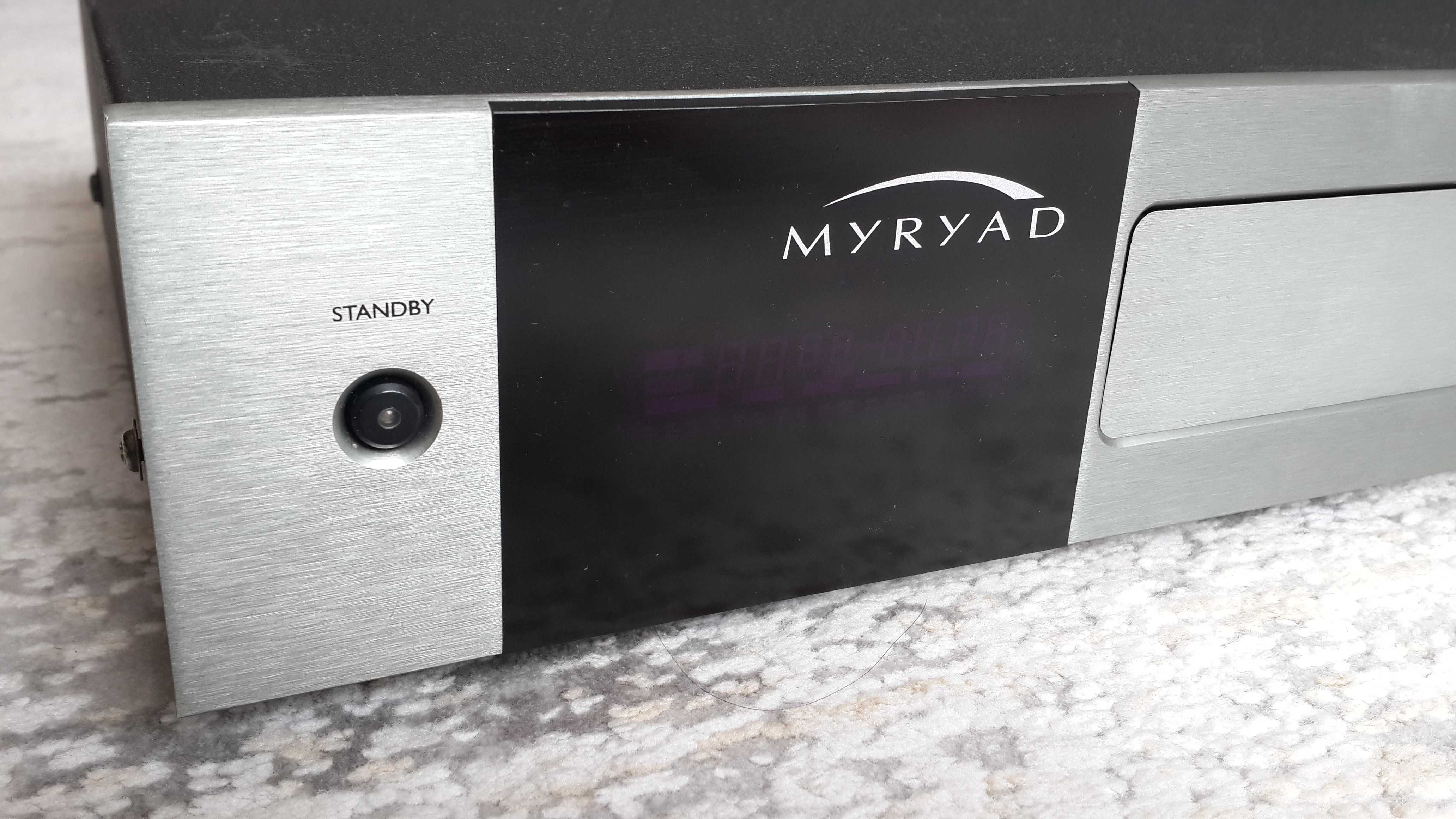 CD Myryad MC-100