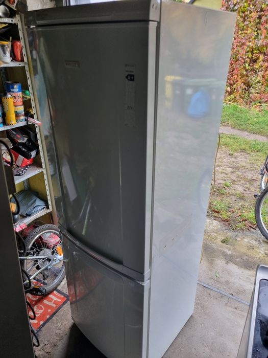 Lodowka 160cm sprawna duza z zamrazarka