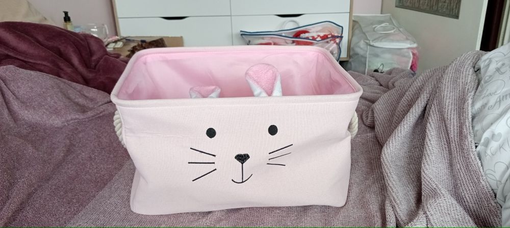 Kosz na zabawki królik