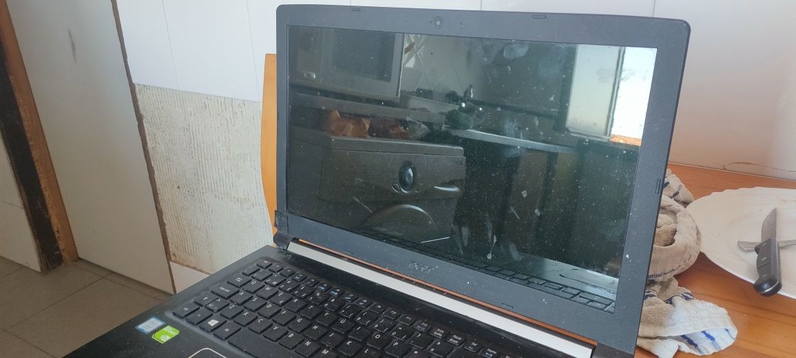 Acer aspire i7-7gen