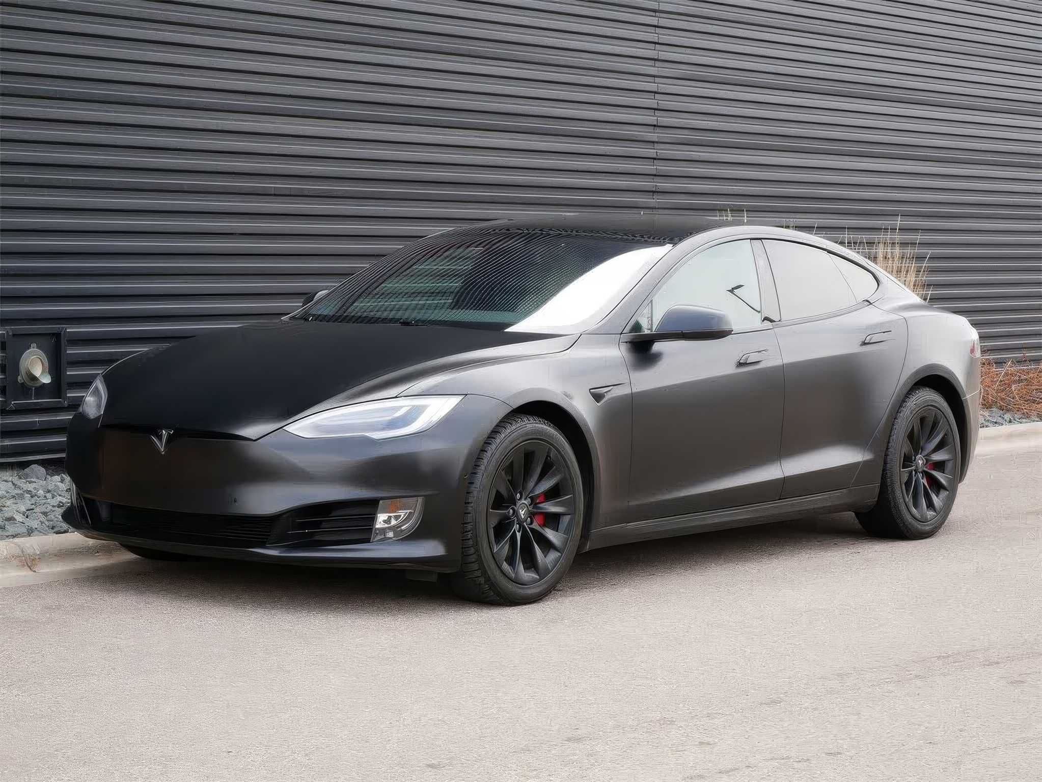 2020 Tesla Model S Long Range