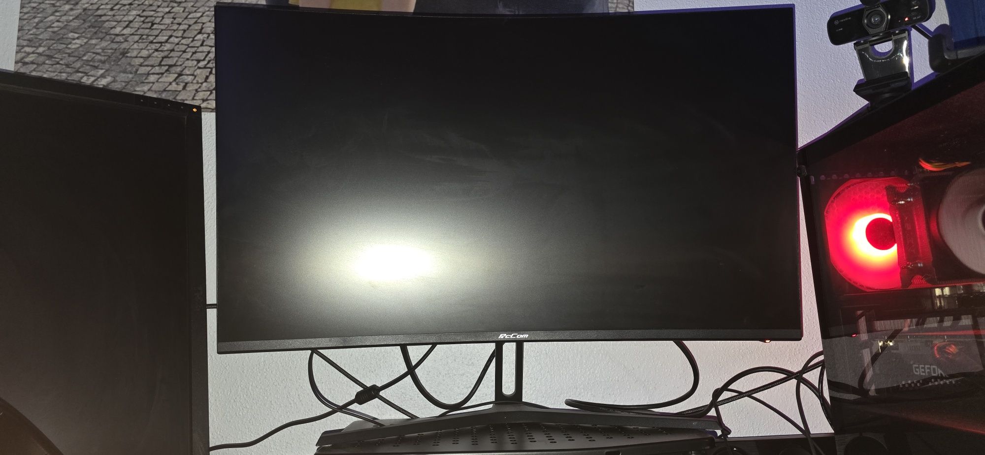 Monitor curvo 180hz