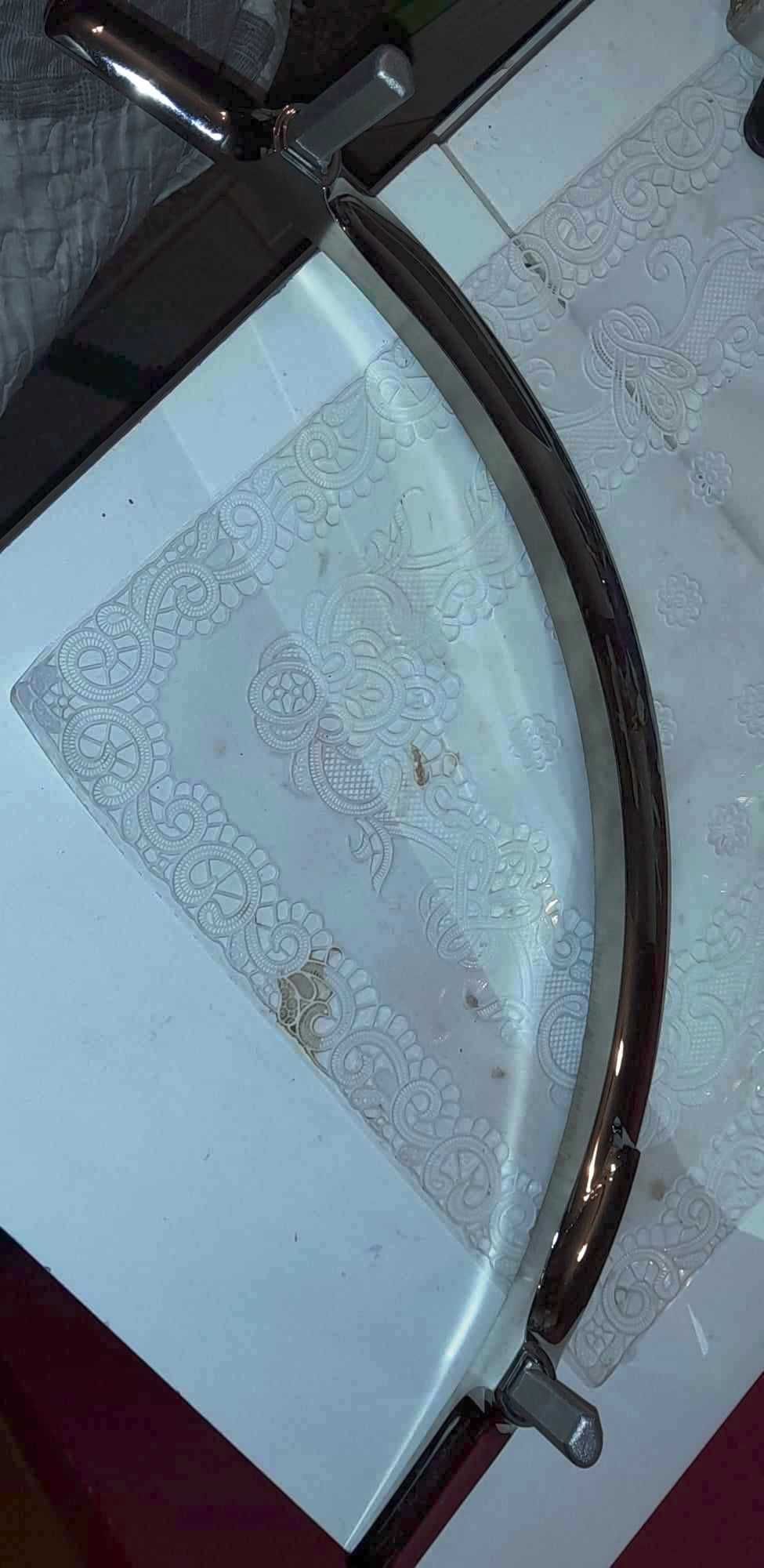 Tv Samsung UE22H5610 na części z uszkodzoną matrycą