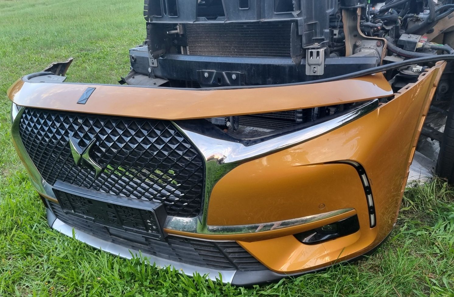 Zderzak przedni kompletny DS 7 Crossback ENZ