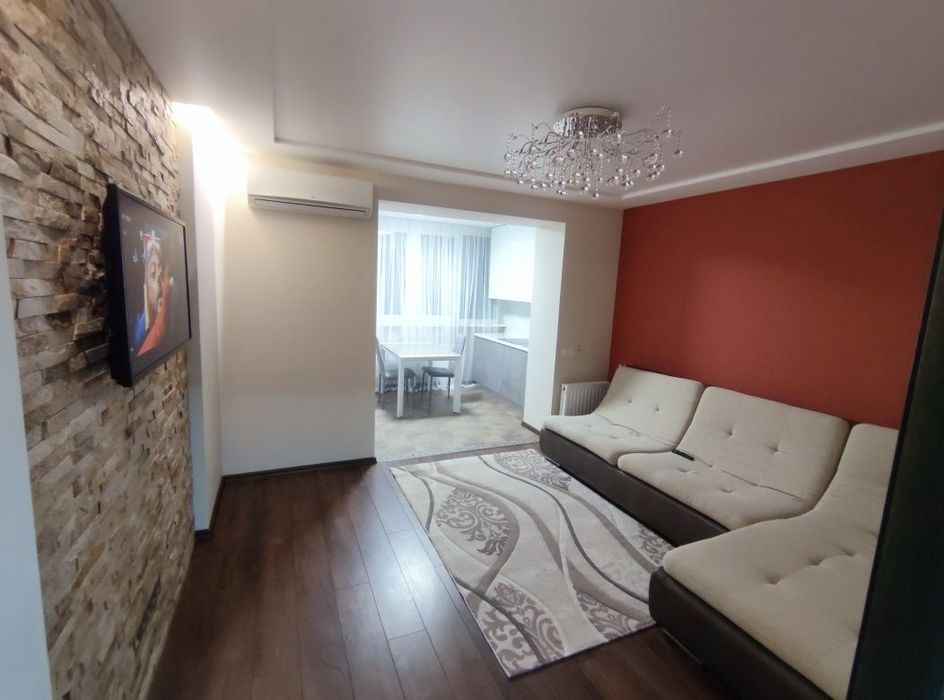 Продам квартиру в Харкові, вул. Залеська 5