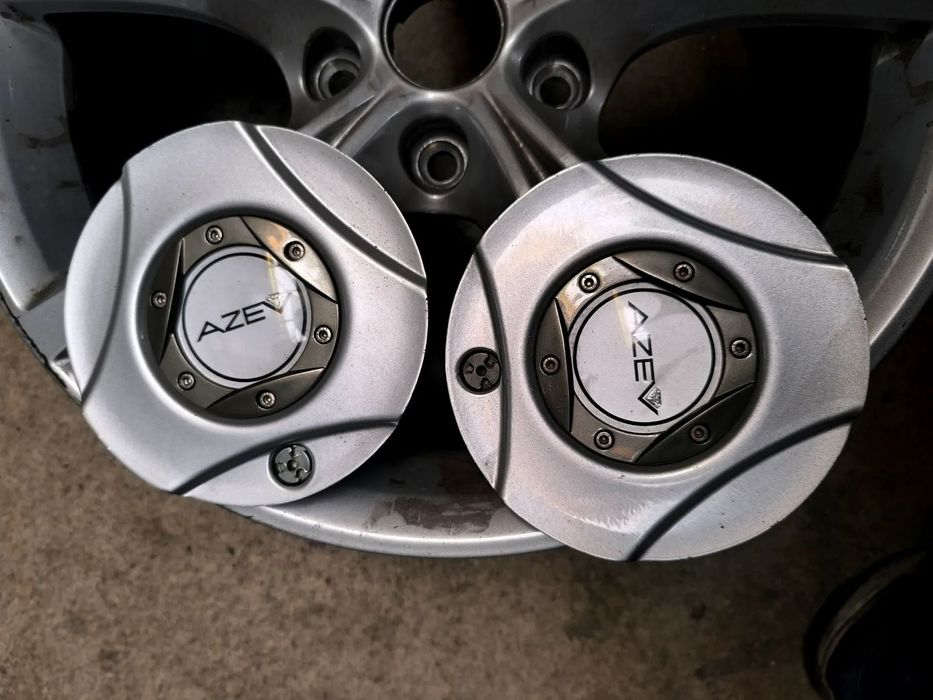 DEKIELKI Dekielek Zaślepka Duży Kołpak Kołpaczek AZEV do felgi aluminiowej alufelgi TYP K 2sztuki Dekiel 2szt. Legnica ORYGINALNE ORYGINAŁ ZE śrubką Z0119