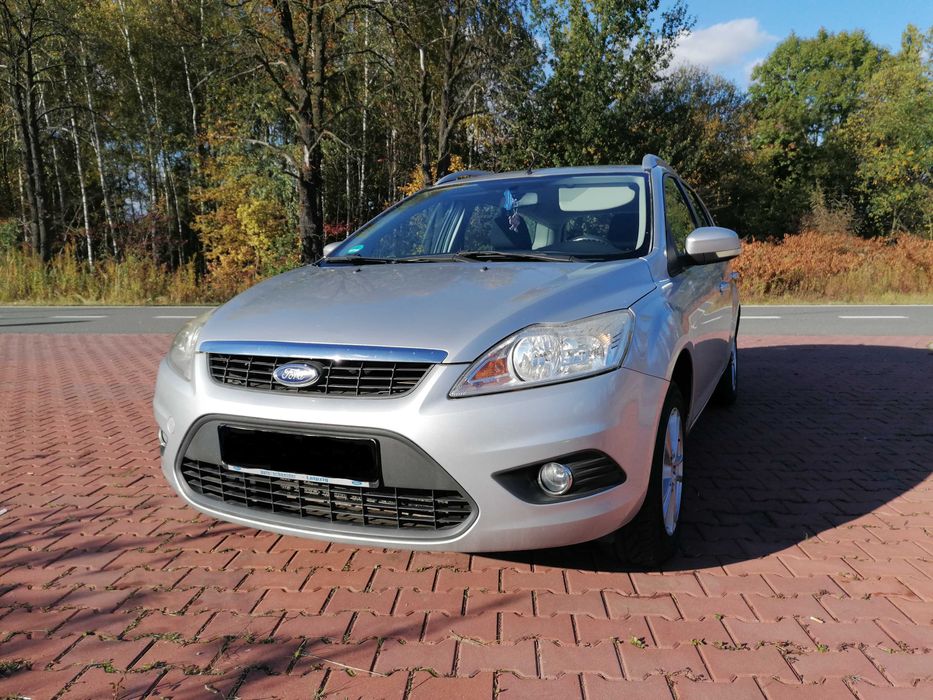 Ford Focus 2010r      1.6 Benzyna 100 KM