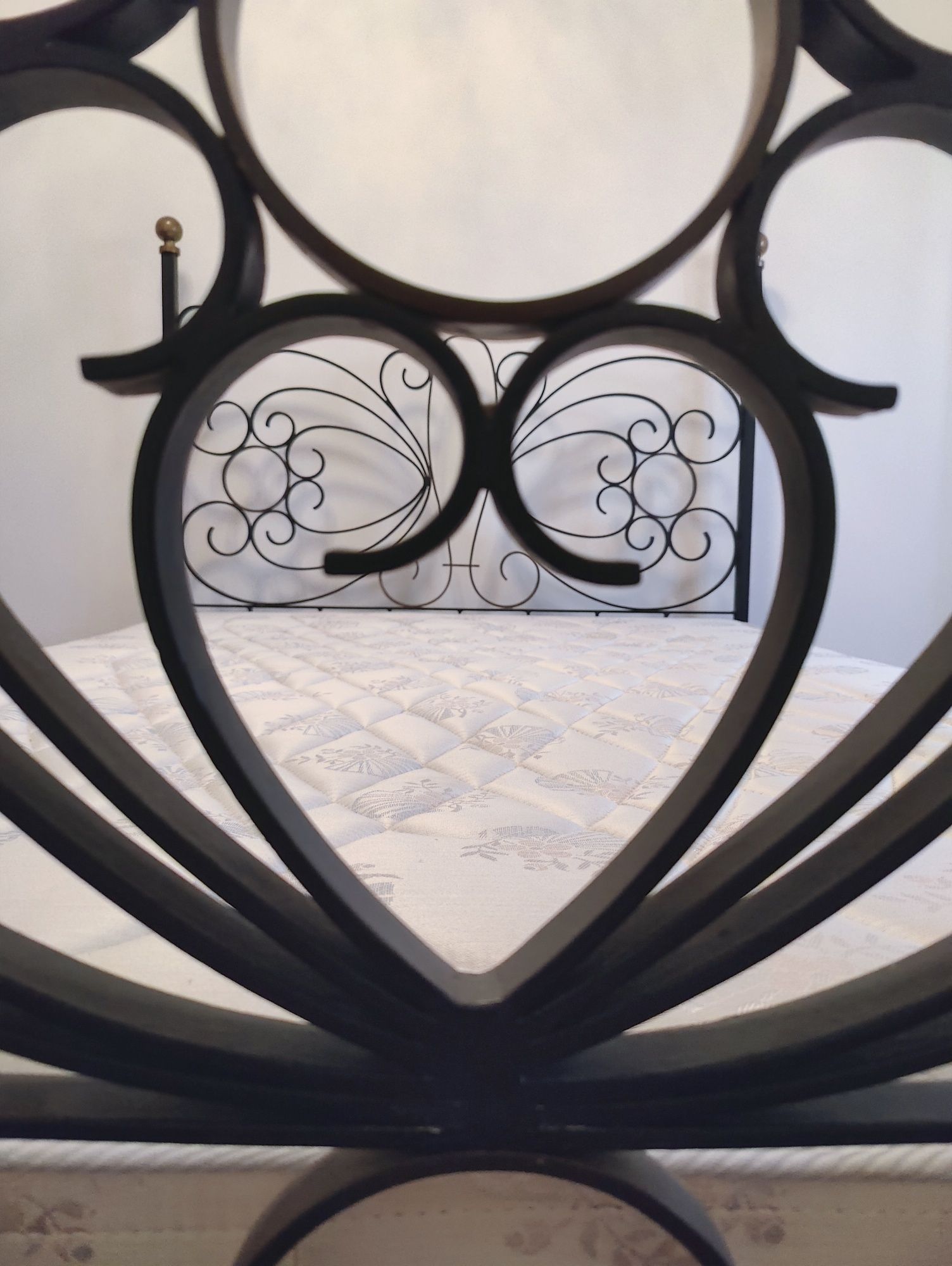Cama de Vénus para Casal em Metal