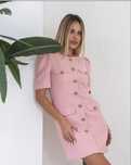 Сукні на різний смак та ціни є h&m,boohoo, твідова, мереживні