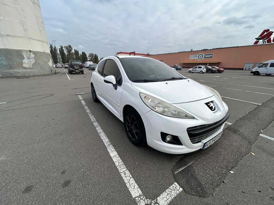 Продам Peugeot 207