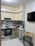 Продам квартиру-студію з ремонтом та власним двориком!