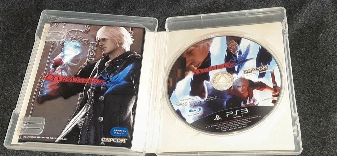 Devil May Cry 4 PS3 Versão Japonesa