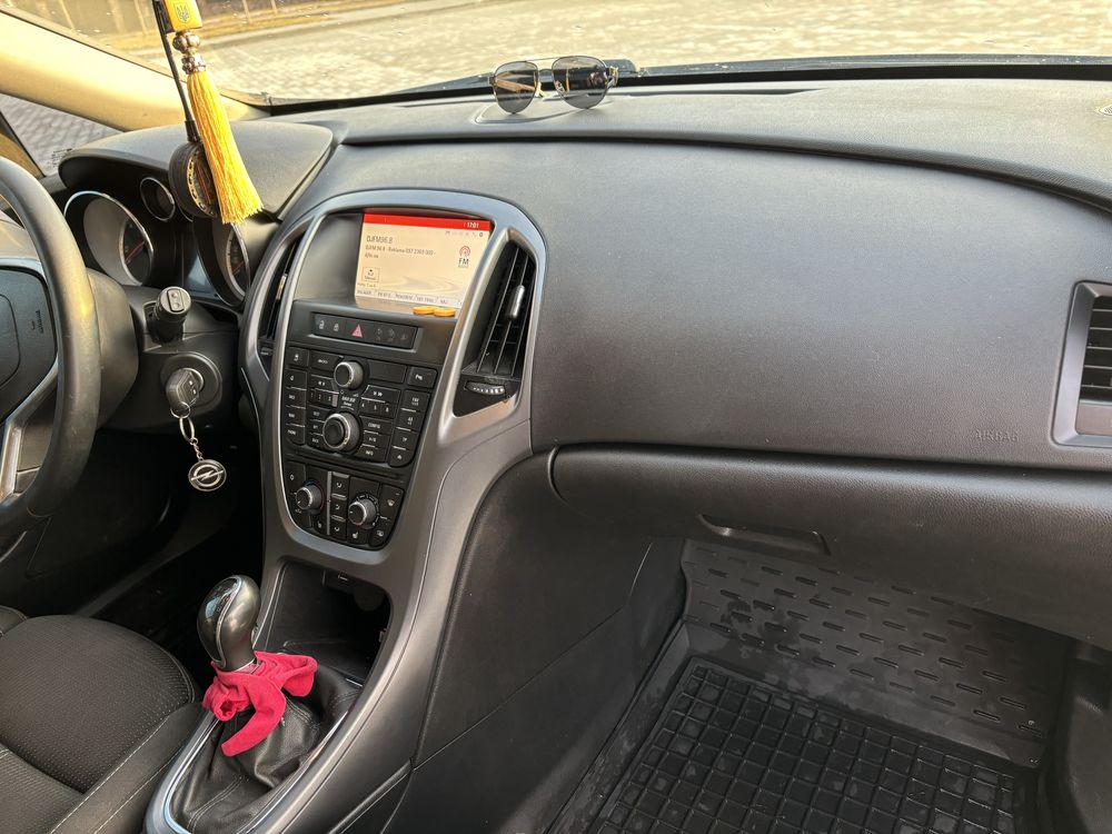 Продаж або обмін Opel Astra 2015 року